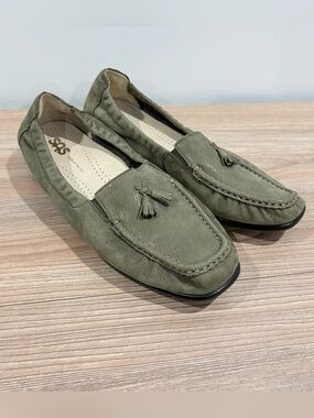 SAS Women Green Suede Hope Slip On Loafer Sz 9WW Comfort Casual Shoe